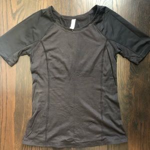 Black short sleeve lululemon shirt